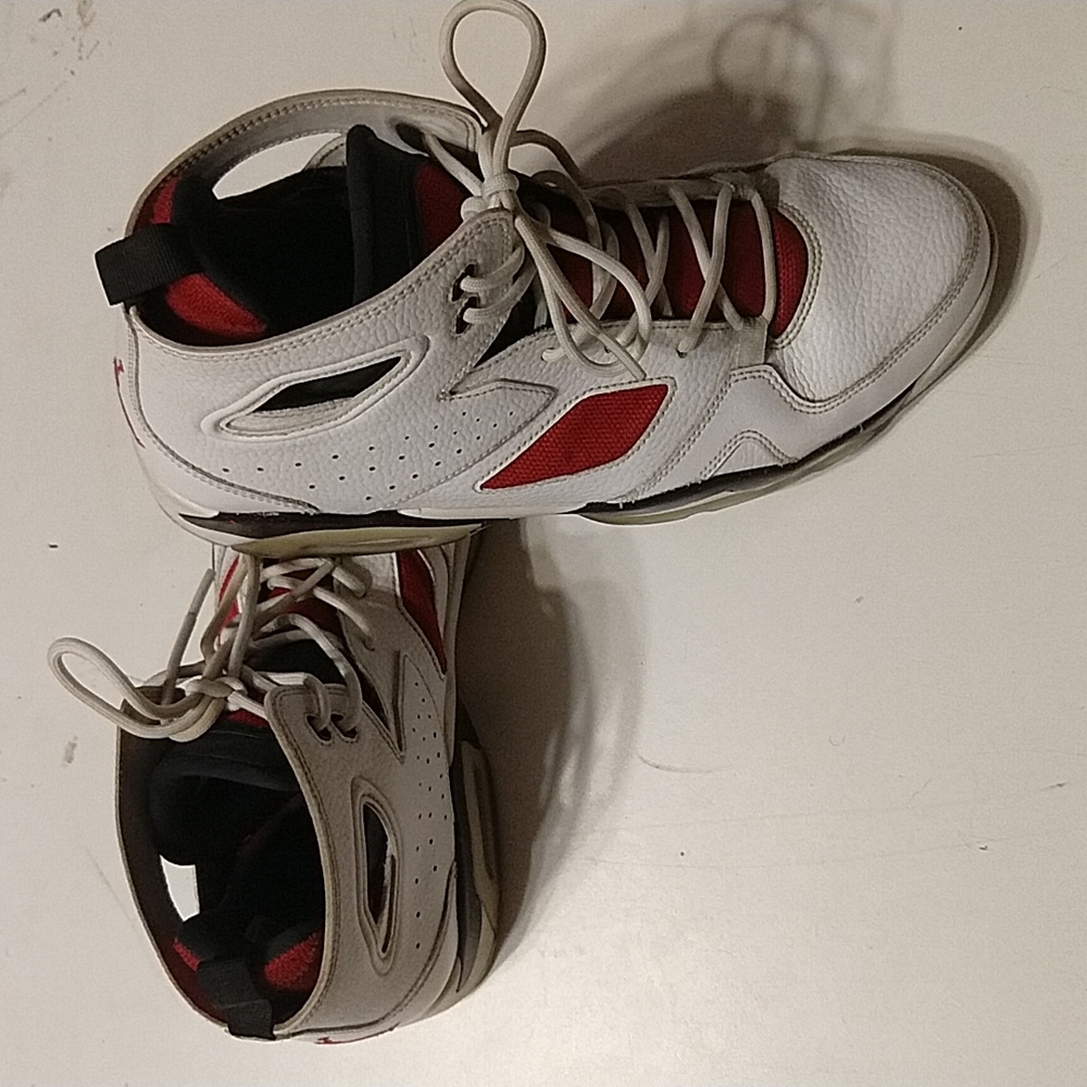 Jordan Shoes - Picture 6 of 6